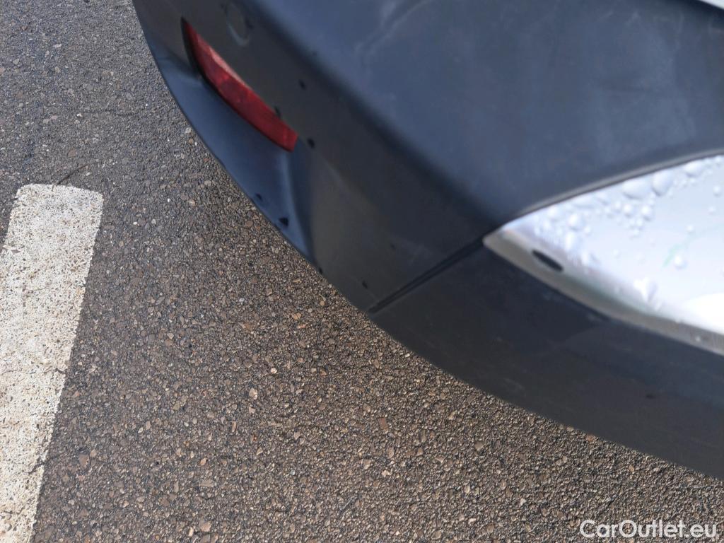  Peugeot  2008 PEUGEOT  / 2019 / 5P / todoterreno Allure Pack BlueHDI 81kW (110CV) #26