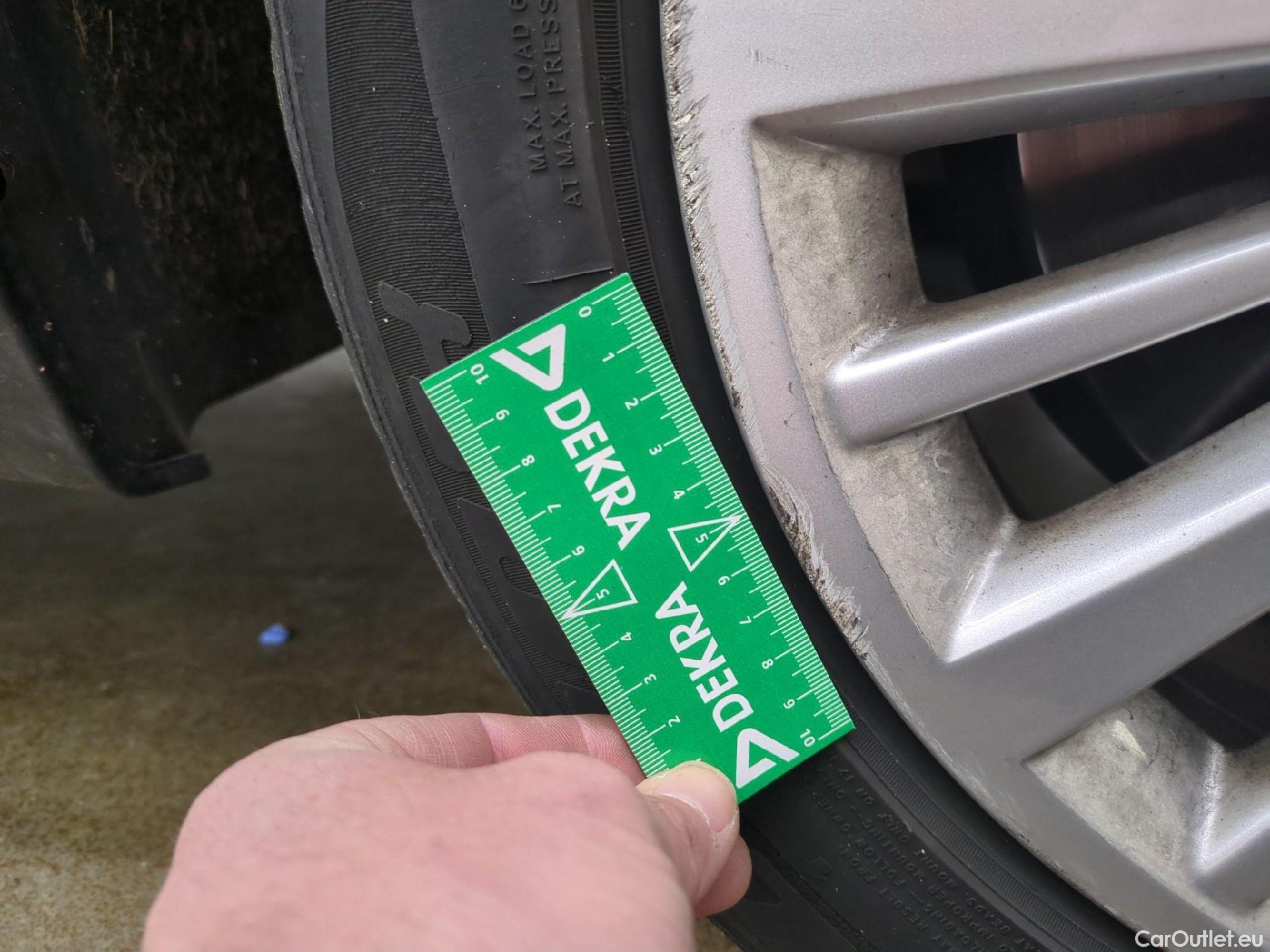  Bmw  Serie 2 Série 2 Gran Tourer 220 d Luxury Line 190CV BVA8 E6 #33