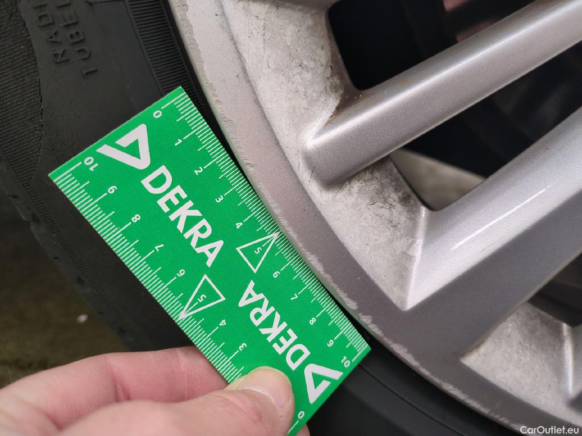  Bmw  Serie 2 Série 2 Gran Tourer 220 d Luxury Line 190CV BVA8 E6 #14