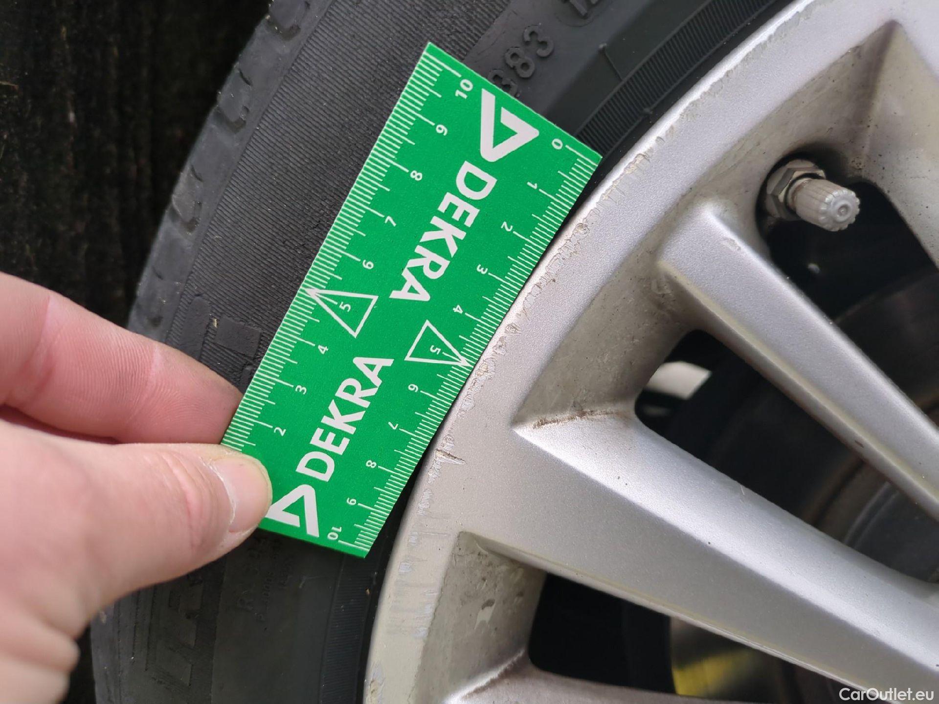  Bmw  Serie 2 Série 2 Gran Tourer 220 d Luxury Line 190CV BVA8 E6 #13