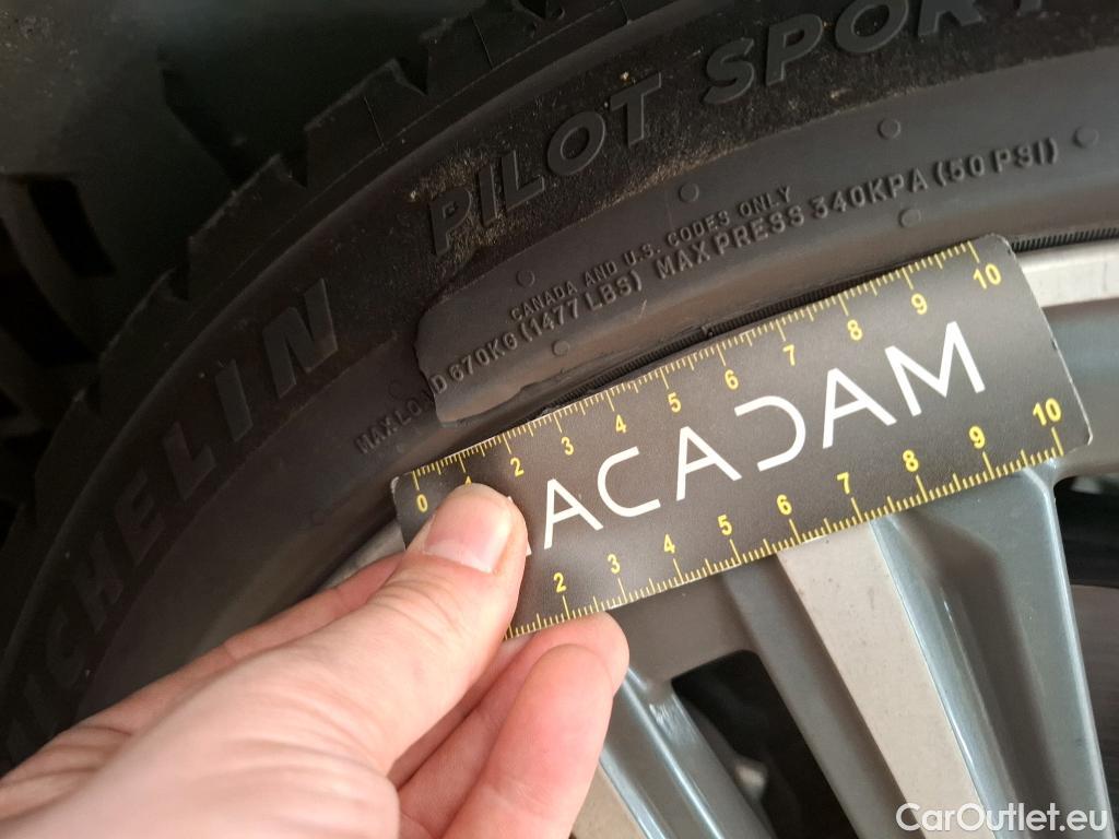  Bmw  Serie 1 BMW Série 1 / 2019 / 5P / Berline 1.5 118I DKG7 Business Design #19