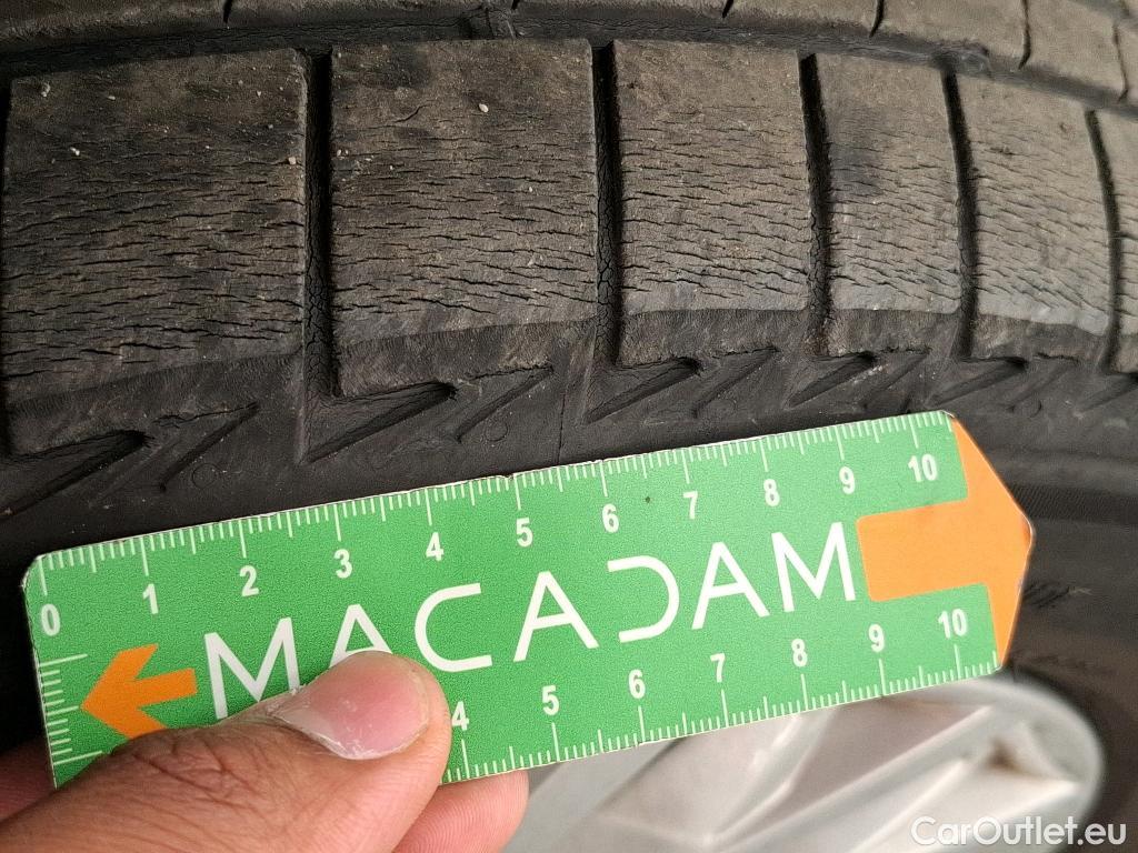  Fiat  500 FIAT   2015  3P Berline Hybrid 10 BSG 70 ch Dolcevita #10