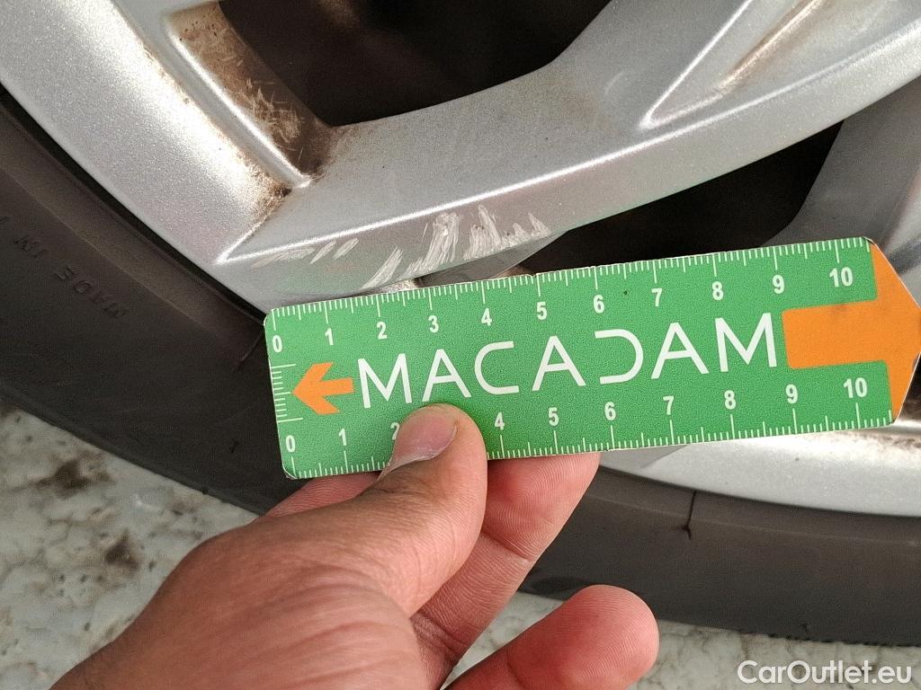  Fiat  500 FIAT   2015  3P Berline Hybrid 10 BSG 70 ch Dolcevita #36