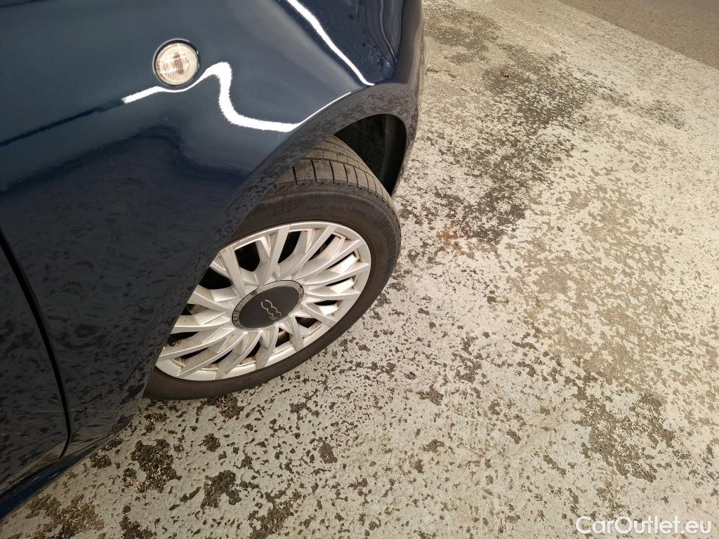  Fiat  500 FIAT   2015  3P Berline Hybrid 10 BSG 70 ch Dolcevita #8