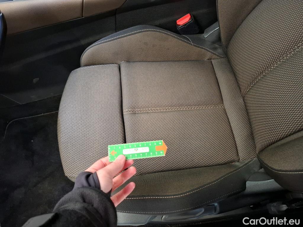  DS  DS7 DS DS 7 Crossback / 2017 / 5P / SUV E-TENSE 225 Business #28