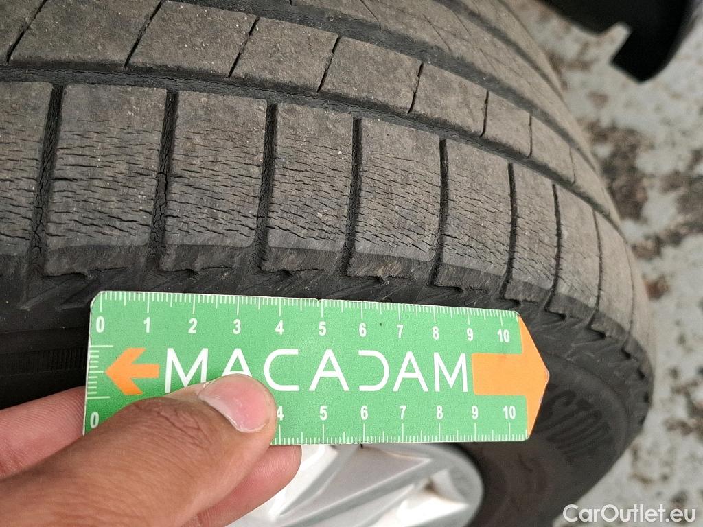  Fiat  500 FIAT   2015  3P Berline Hybrid 10 BSG 70 ch Dolcevita #11