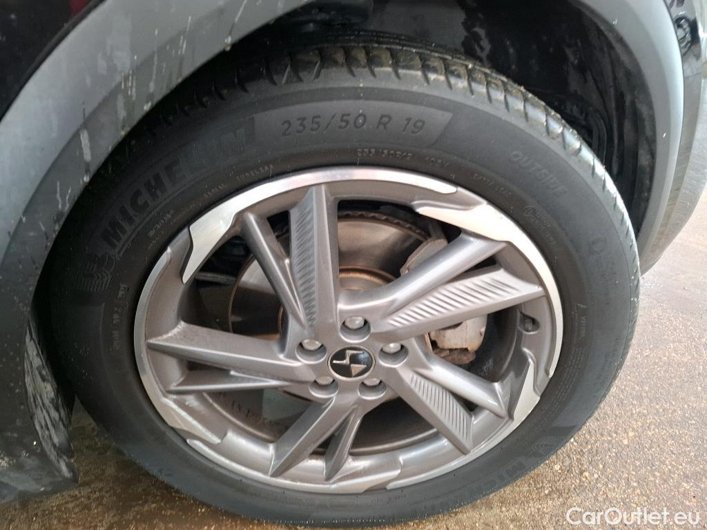  DS  DS7 DS DS 7 Crossback / 2017 / 5P / SUV E-TENSE 225 Business #17