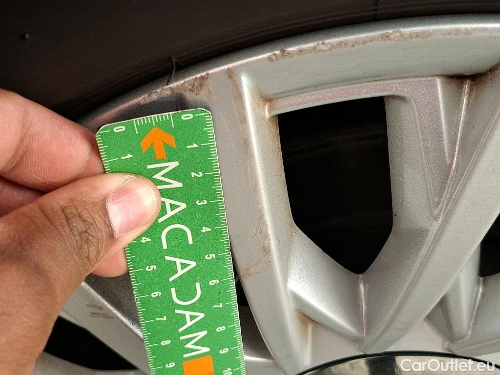  Fiat  500 FIAT   2015  3P Berline Hybrid 10 BSG 70 ch Dolcevita #20