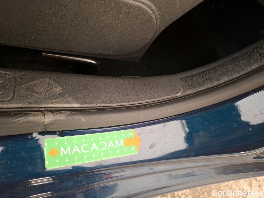  Fiat  500 FIAT   2015  3P Berline Hybrid 10 BSG 70 ch Dolcevita #15