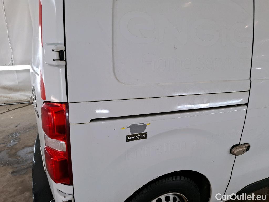  Citroen  Jumpy CITROEN  / 2016 / 4P / Fourgon tôlé M BlueHDi 100 S&S BVM6 Club #25