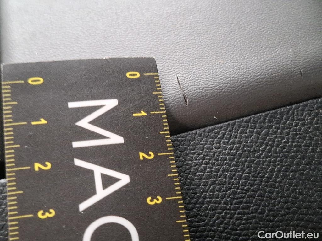  Citroen  C5 CITROEN  Aircross / 2018 / 5P / SUV Hybrid 225 ë-EAT8 Business #19