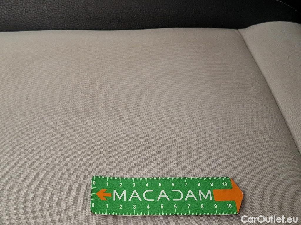  Fiat  500 FIAT   2015  3P Berline Hybrid 10 BSG 70 ch Dolcevita #33