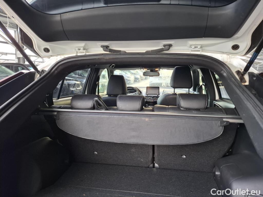  Land Rover  Discovery MITSUBISHI Eclipse Cross / 2020 / 5P / SUV 2.4 Twin Motor 4WD Intense Style #25