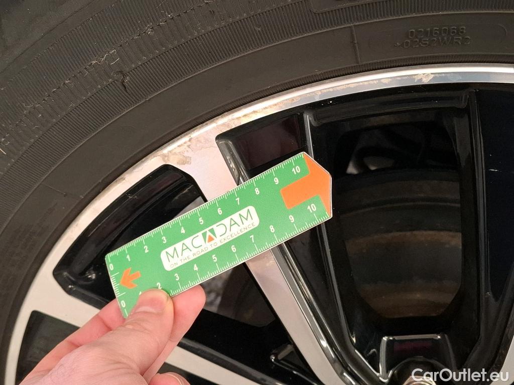  Ford  Puma FORD  / 2019 / 5P / SUV 1.0 EcoBoost Hybrid 155(mHEV) TITANIUM B #18