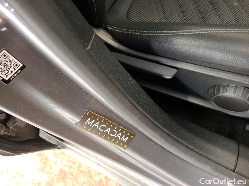  Mercedes  A-Klasse MERCEDES-BENZ Classe A Compact / 2018 / 5P / Berline A 200 d Business Line 8G-DCT #22