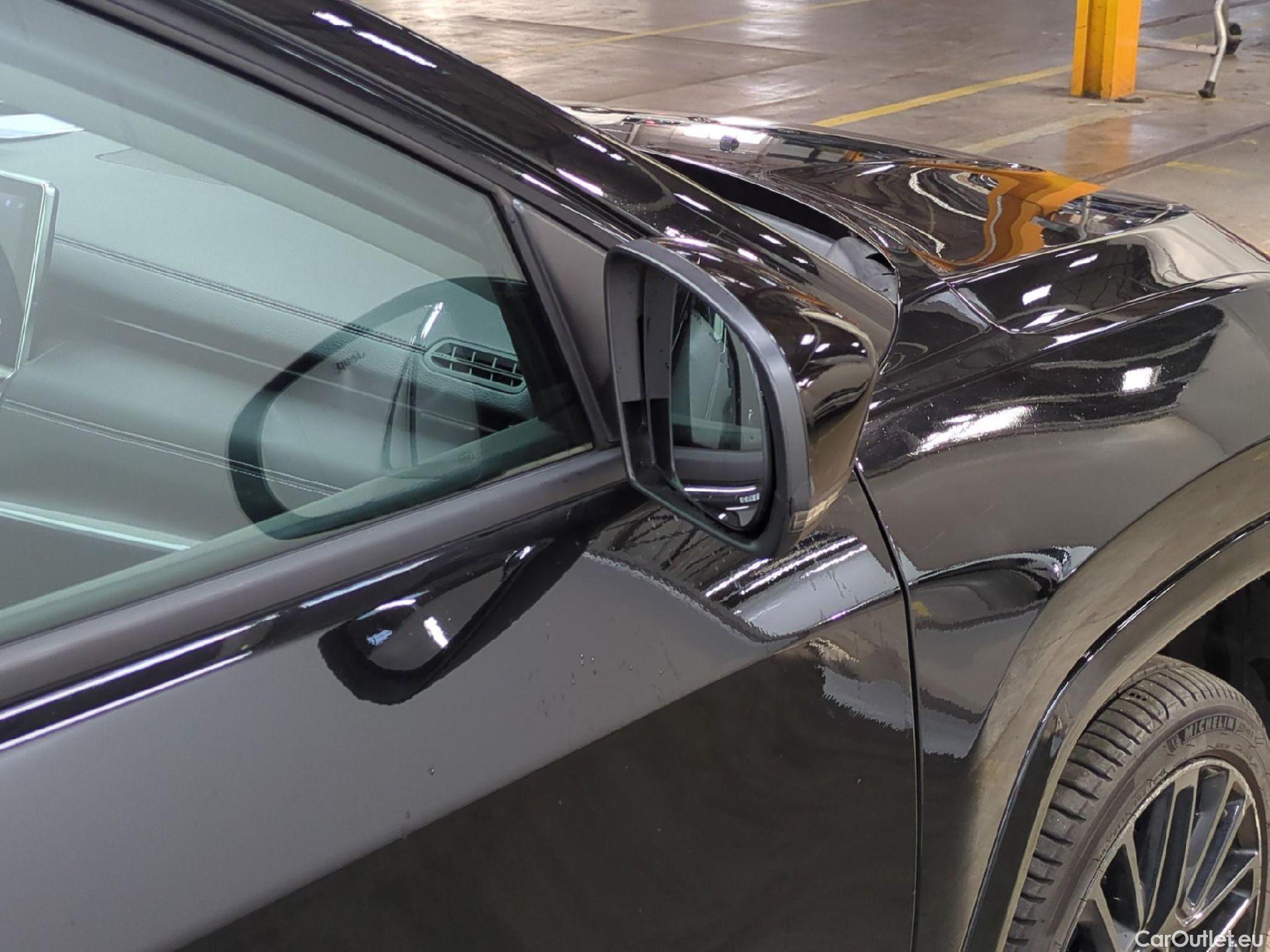  Jeep  Compass JEEP  / 2021 / 5P / SUV 1.3 TURBO T4 240 4XE S OPERATION STOCK #23