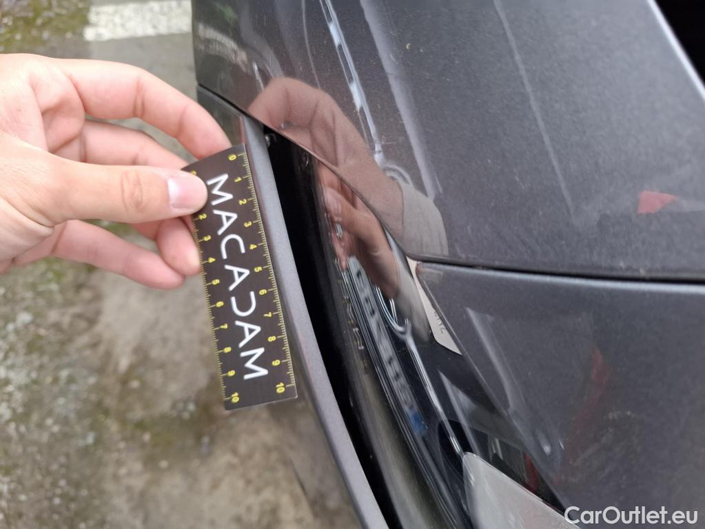  Mercedes  A-Klasse MERCEDES-BENZ Classe A Compact / 2018 / 5P / Berline A 200 d Business Line 8G-DCT #31