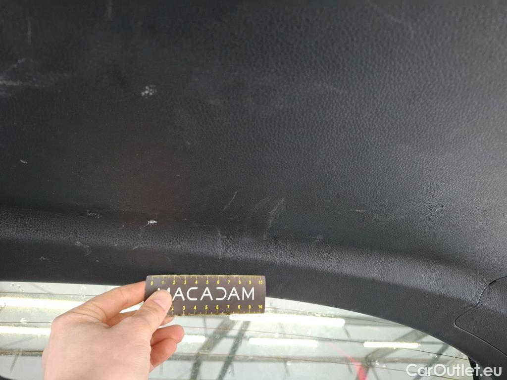  Land Rover  Discovery MITSUBISHI Eclipse Cross / 2020 / 5P / SUV 2.4 Twin Motor 4WD Intense Style #19