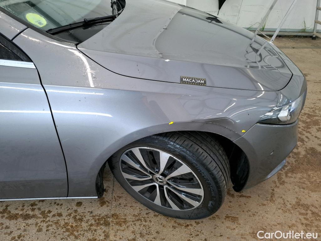  Mercedes  A-Klasse MERCEDES-BENZ Classe A Compact / 2018 / 5P / Berline A 200 d Business Line 8G-DCT #1