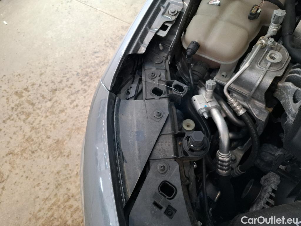  Mercedes  A-Klasse MERCEDES-BENZ Classe A Compact / 2018 / 5P / Berline A 200 d Business Line 8G-DCT #29