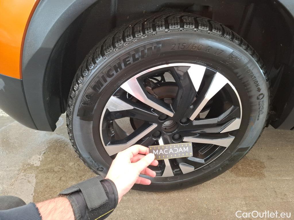  Peugeot  2008  Allure Pack 1.5 HDi 110CV BVM6 E6d #21