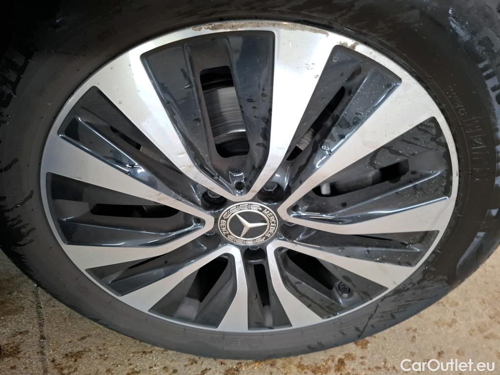  Mercedes  A-Klasse MERCEDES-BENZ Classe A Compact / 2018 / 5P / Berline A 200 d Business Line 8G-DCT #42