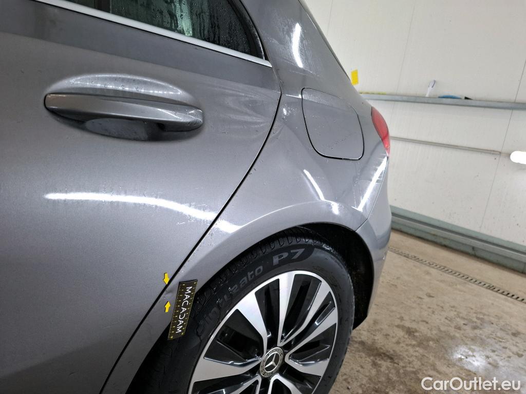  Mercedes  A-Klasse MERCEDES-BENZ Classe A Compact / 2018 / 5P / Berline A 200 d Business Line 8G-DCT #25