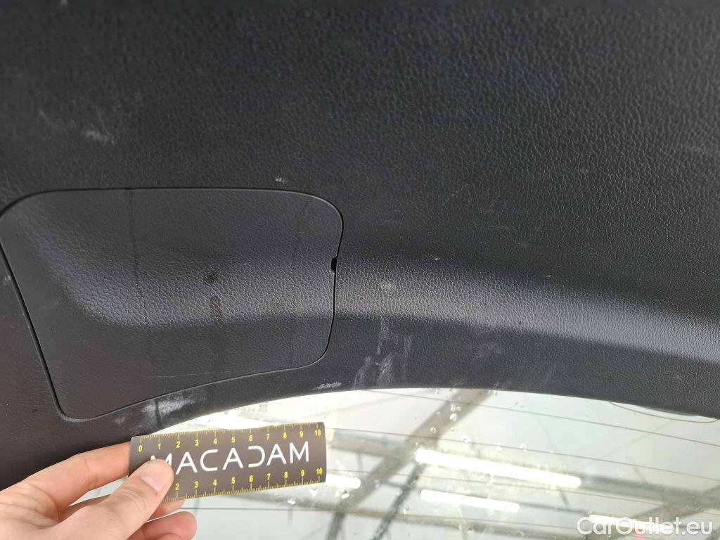  Land Rover  Discovery MITSUBISHI Eclipse Cross / 2020 / 5P / SUV 2.4 Twin Motor 4WD Intense Style #17