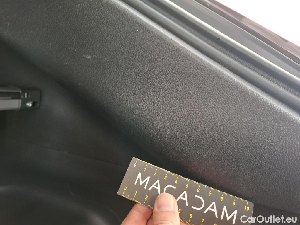  Land Rover  Discovery MITSUBISHI Eclipse Cross / 2020 / 5P / SUV 2.4 Twin Motor 4WD Intense Style #11