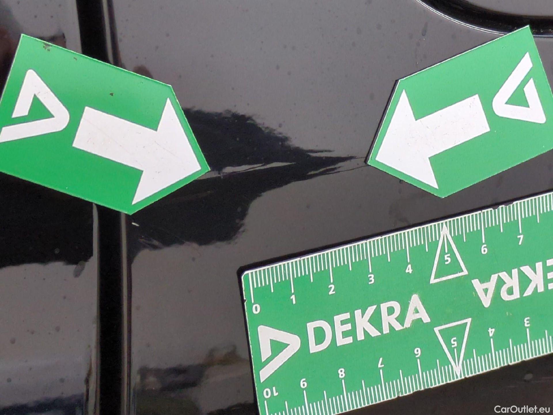  Jeep  Compass JEEP  / 2021 / 5P / SUV 1.3 TURBO T4 240 4XE S OPERATION STOCK #16