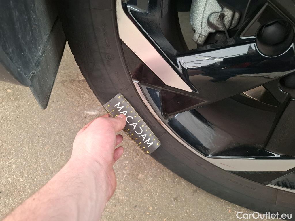  Nissan  Juke NISSAN  2019 5P Crossover Hybrid 143 Business #14