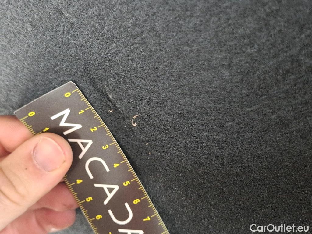  Peugeot  508 PEUGEOT  / 2018 / 5P / Berline HYBRID 225 E-EAT8 GT #35