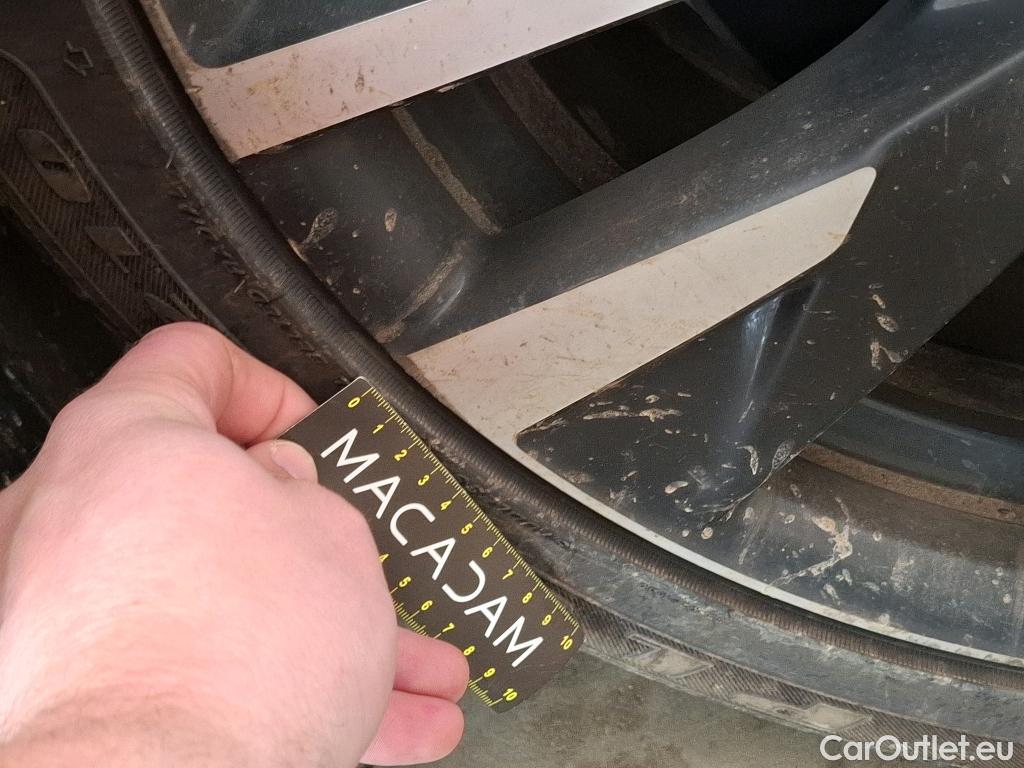  Peugeot  508 PEUGEOT  / 2018 / 5P / Berline HYBRID 225 E-EAT8 GT #26