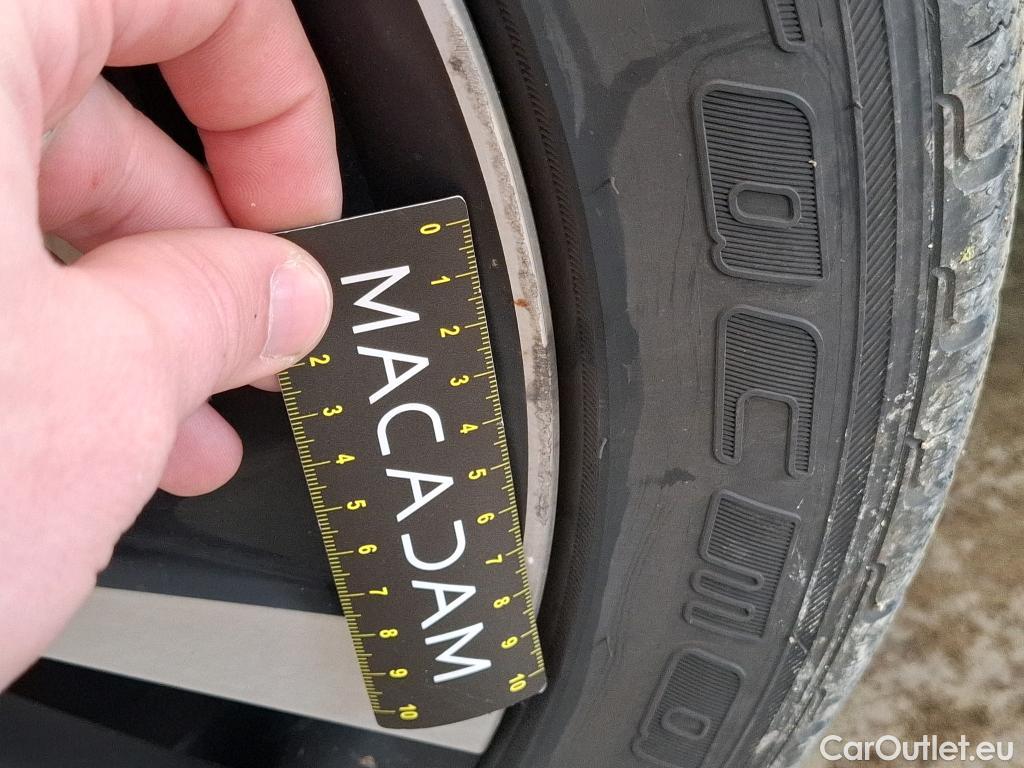  Peugeot  508 PEUGEOT  / 2018 / 5P / Berline HYBRID 225 E-EAT8 GT #6