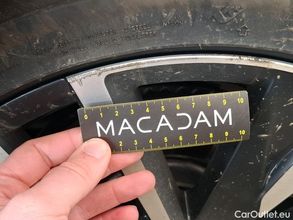  Peugeot  508 PEUGEOT  / 2018 / 5P / Berline HYBRID 225 E-EAT8 GT #23