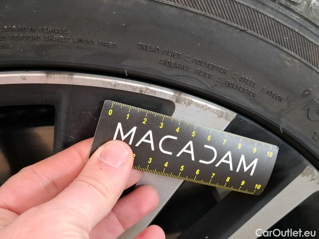  Peugeot  508 PEUGEOT  / 2018 / 5P / Berline HYBRID 225 E-EAT8 GT #3