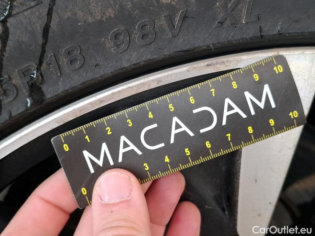  Peugeot  508 PEUGEOT  / 2018 / 5P / Berline HYBRID 225 E-EAT8 GT #16