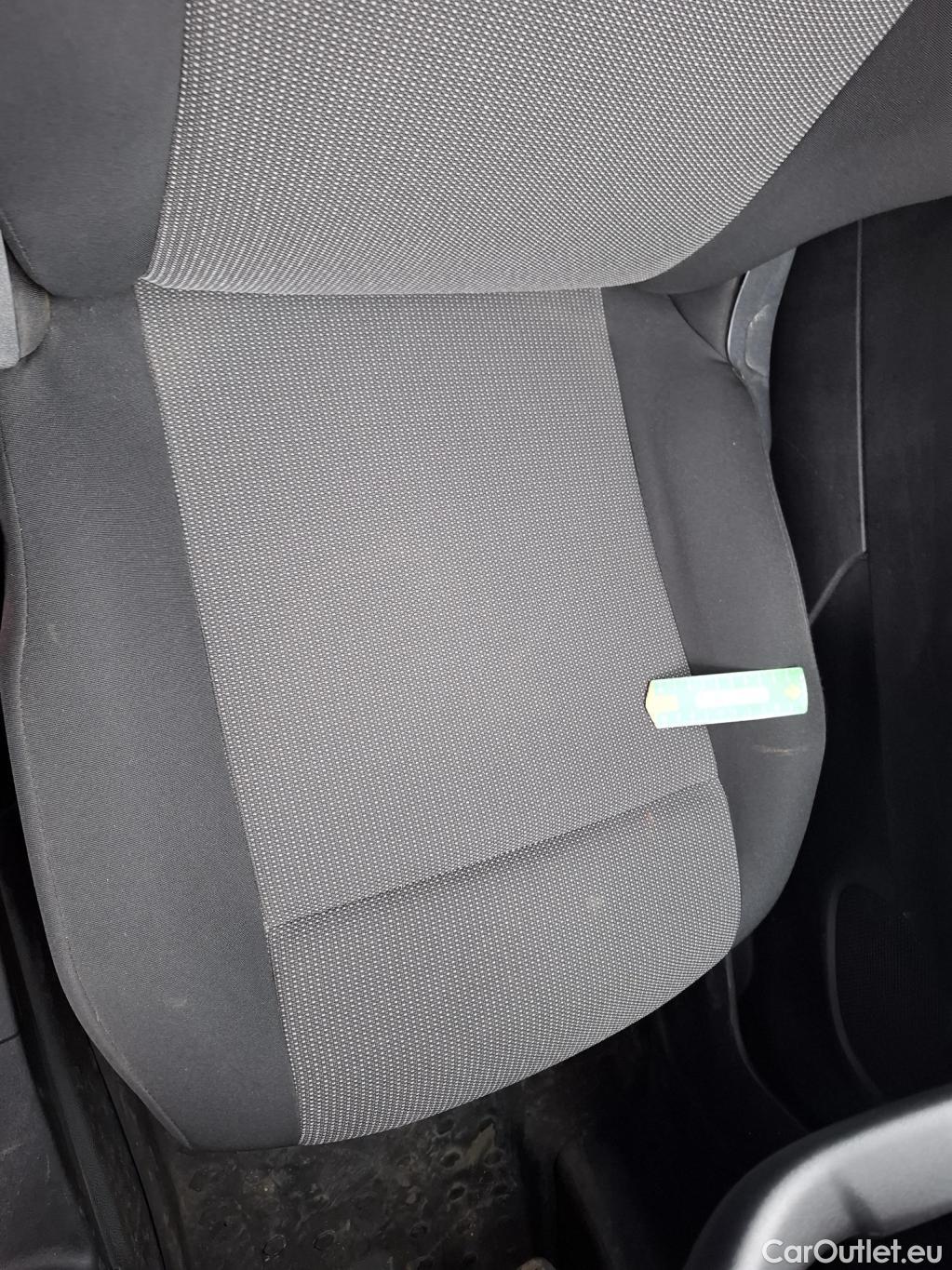  Peugeot  Partner  Premium L1 1.2 PureTech 110CV BVM6 E6d #17