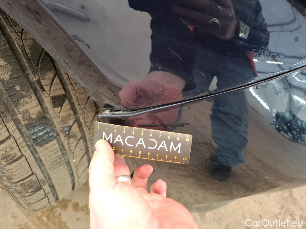  Peugeot  508 PEUGEOT  / 2018 / 5P / Berline HYBRID 225 E-EAT8 GT #39