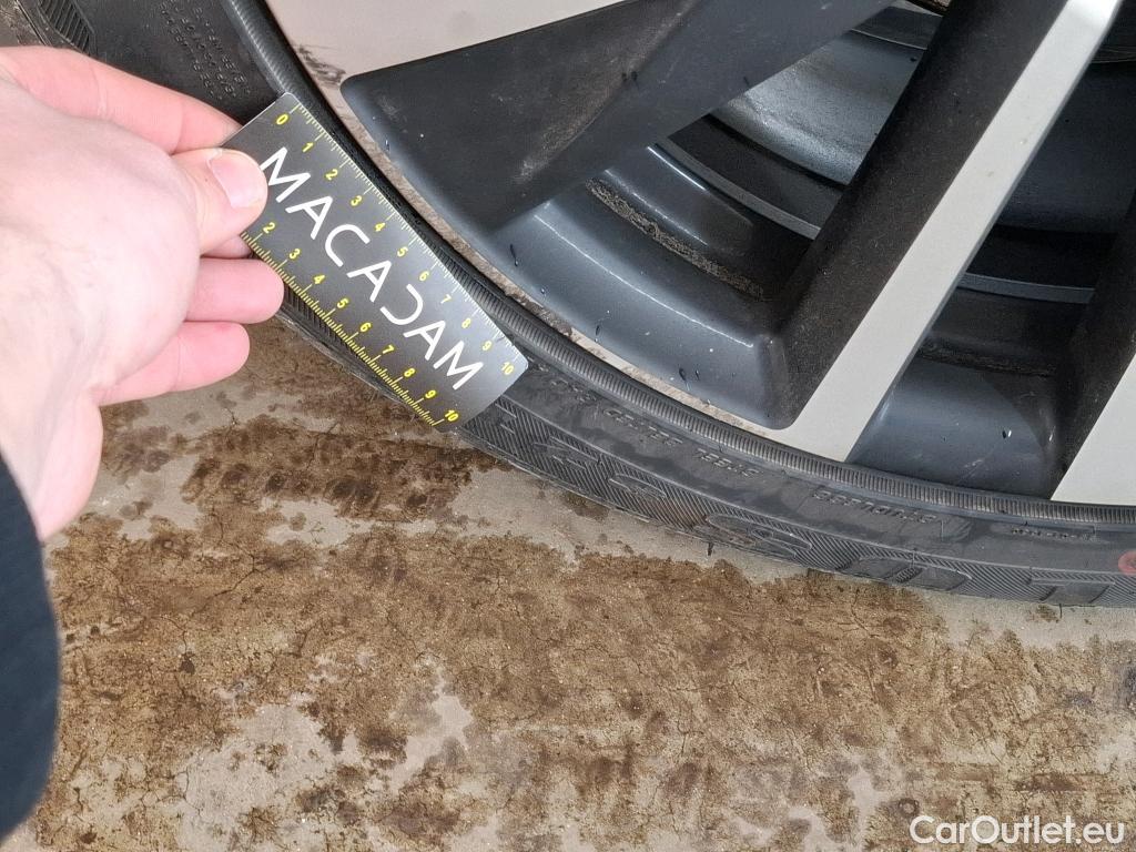  Peugeot  508 PEUGEOT  / 2018 / 5P / Berline HYBRID 225 E-EAT8 GT #13