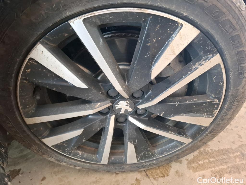  Peugeot  508 PEUGEOT  / 2018 / 5P / Berline HYBRID 225 E-EAT8 GT #20