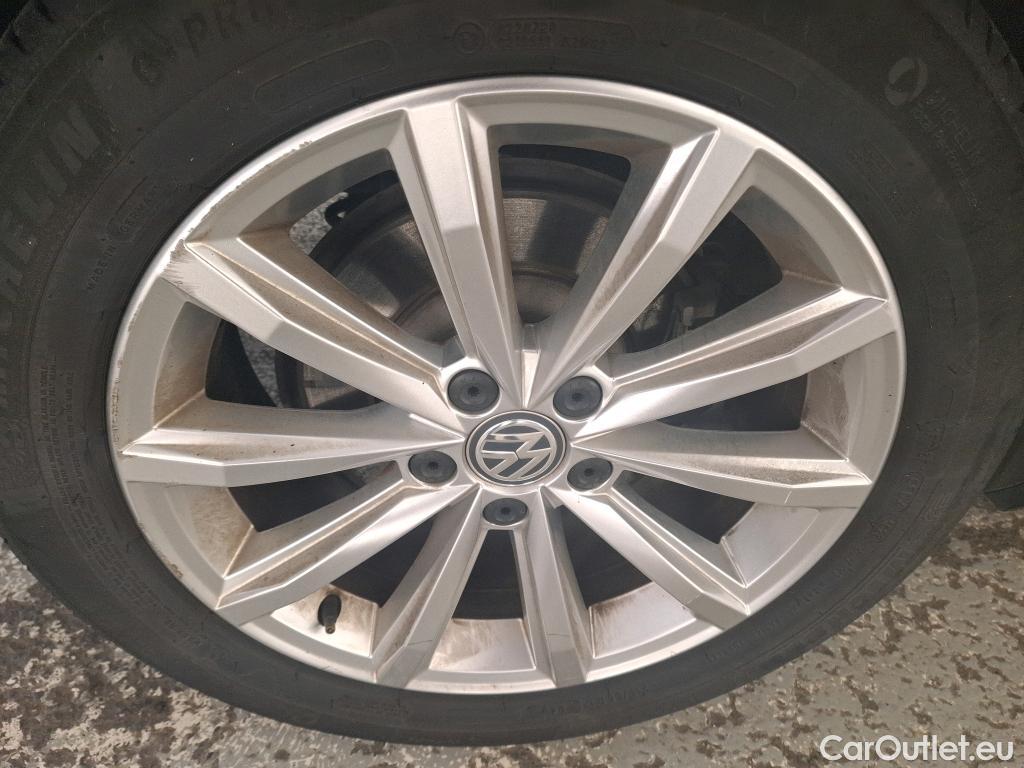  Volkswagen  Passat VOLKSWAGEN  SW / 2019 / 5P / Break 2.0 TDI EVO 150 DSG7 SW LOUNGE #21