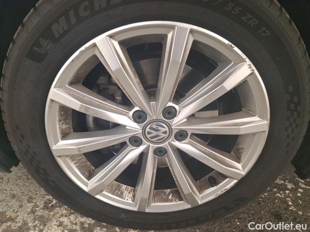  Volkswagen  Passat VOLKSWAGEN  SW / 2019 / 5P / Break 2.0 TDI EVO 150 DSG7 SW LOUNGE #16