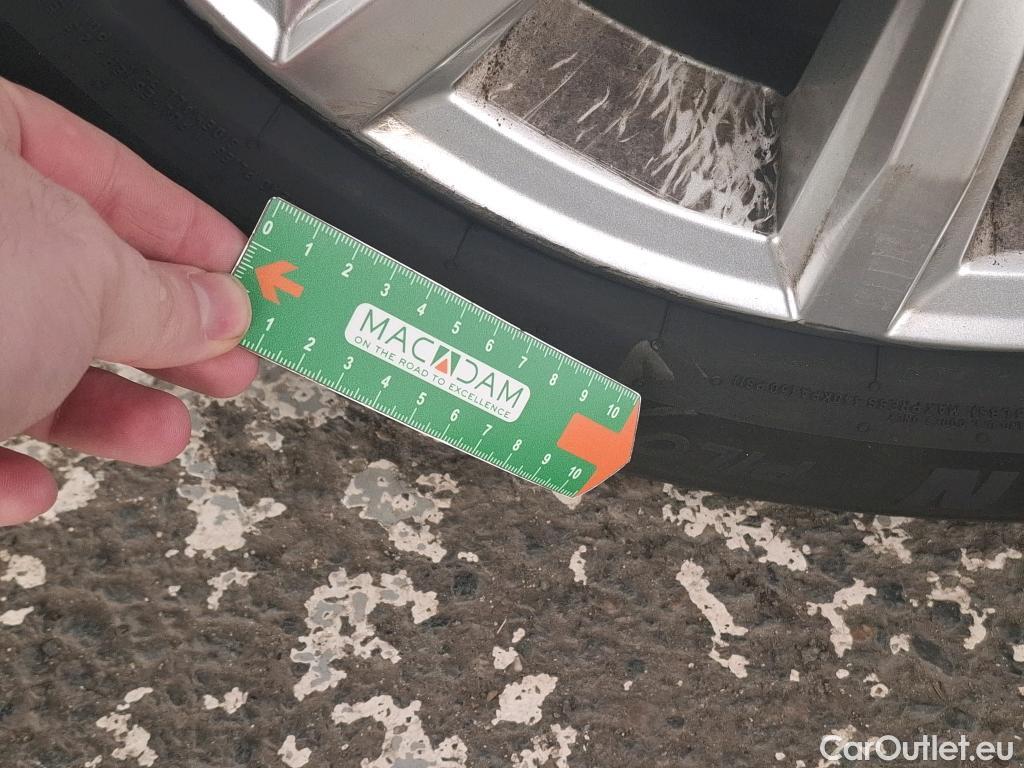  Volkswagen  Passat VOLKSWAGEN  SW / 2019 / 5P / Break 2.0 TDI EVO 150 DSG7 SW LOUNGE #19