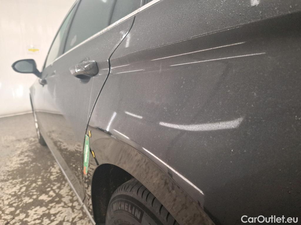  Volkswagen  Passat VOLKSWAGEN  SW / 2019 / 5P / Break 2.0 TDI EVO 150 DSG7 SW LOUNGE #1