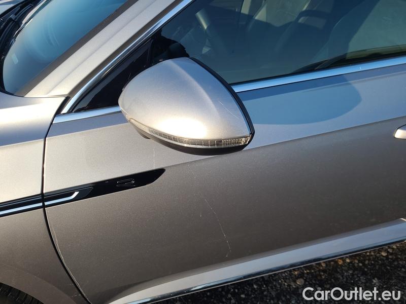  Volkswagen  Arteon  Shooting Brake  (3H9)(2020) Art.SB 2.0TSI 200 R-Lin.4x4 AT #13