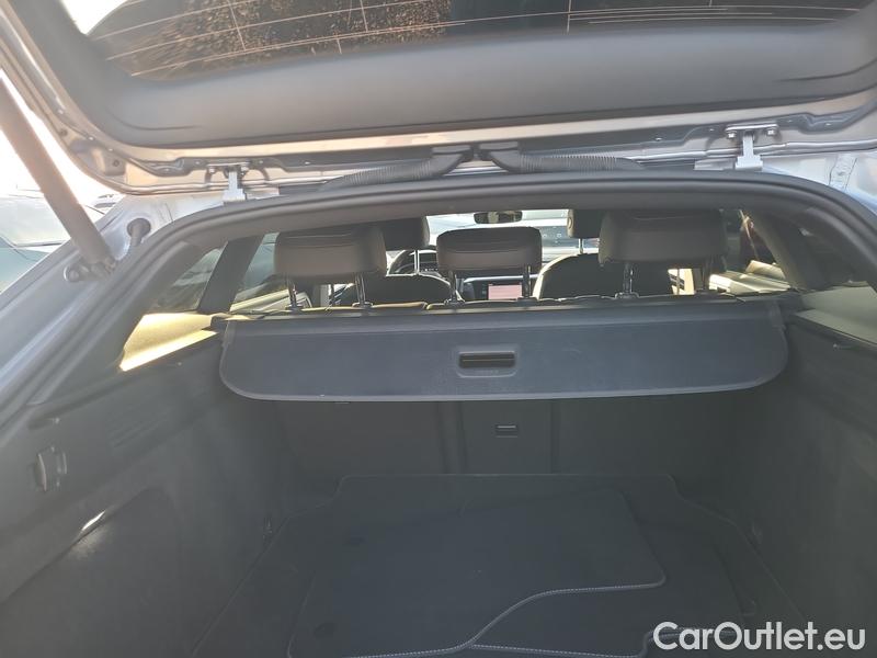  Volkswagen  Arteon  Shooting Brake  (3H9)(2020) Art.SB 2.0TSI 200 R-Lin.4x4 AT #35