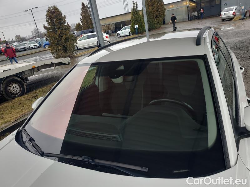  Skoda  Octavia  Combi (NX3)(2020) Oct.Combi 2.0TDI 85 Ambition #1