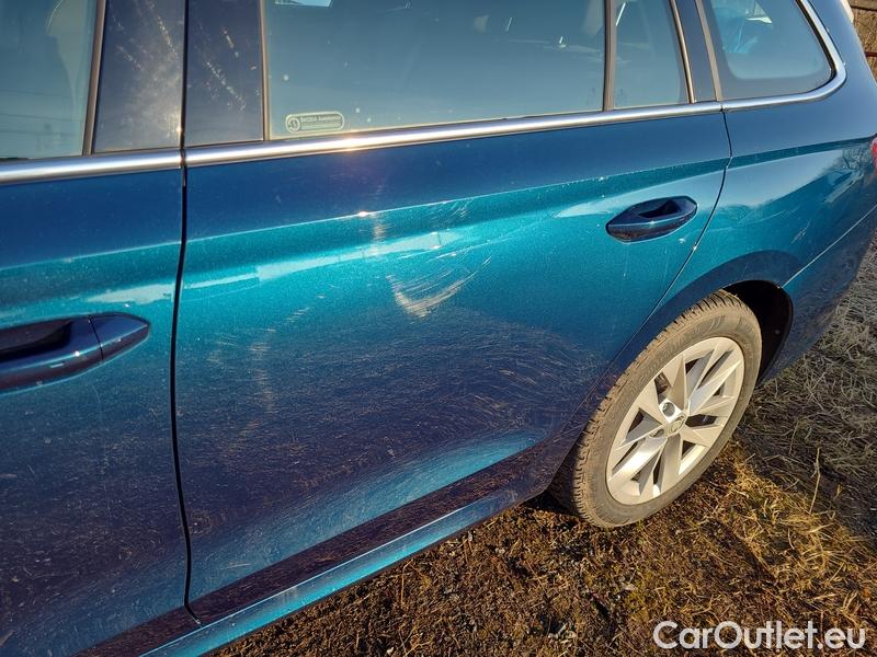  Skoda  Octavia  Combi (NX3)(2020) Oct.Combi 2.0TDI 110 Style AT #4