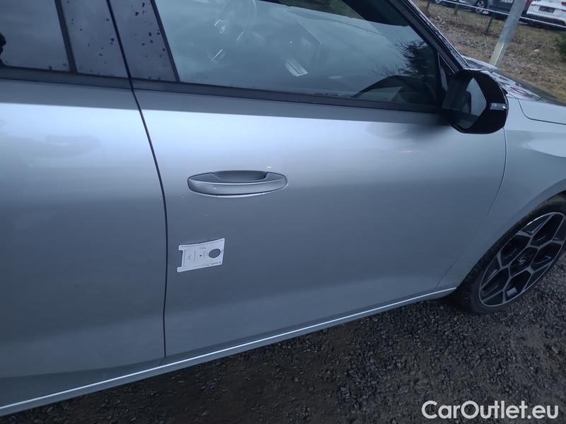  Opel  Astra  SportsTourer (2022)  1.2 T 96 Ultimate ST AT #14